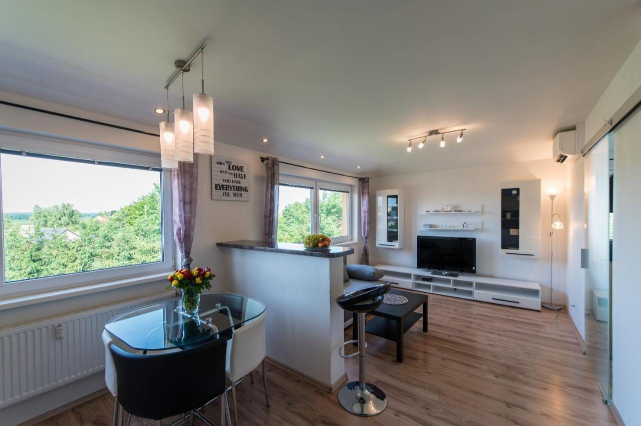Апартаменты Apartman Nikol Тршебонь Экстерьер фото
